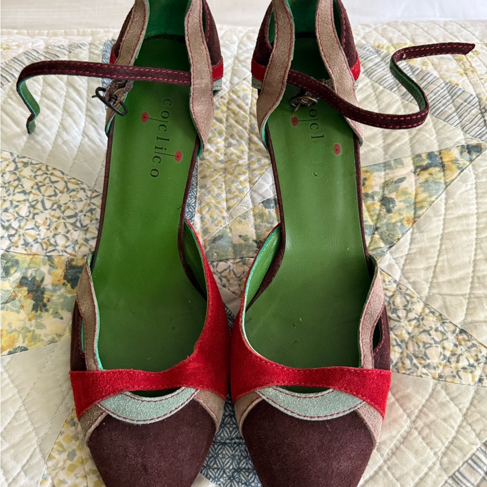 Vintage Plum, Red, and Grey heels size 37.5